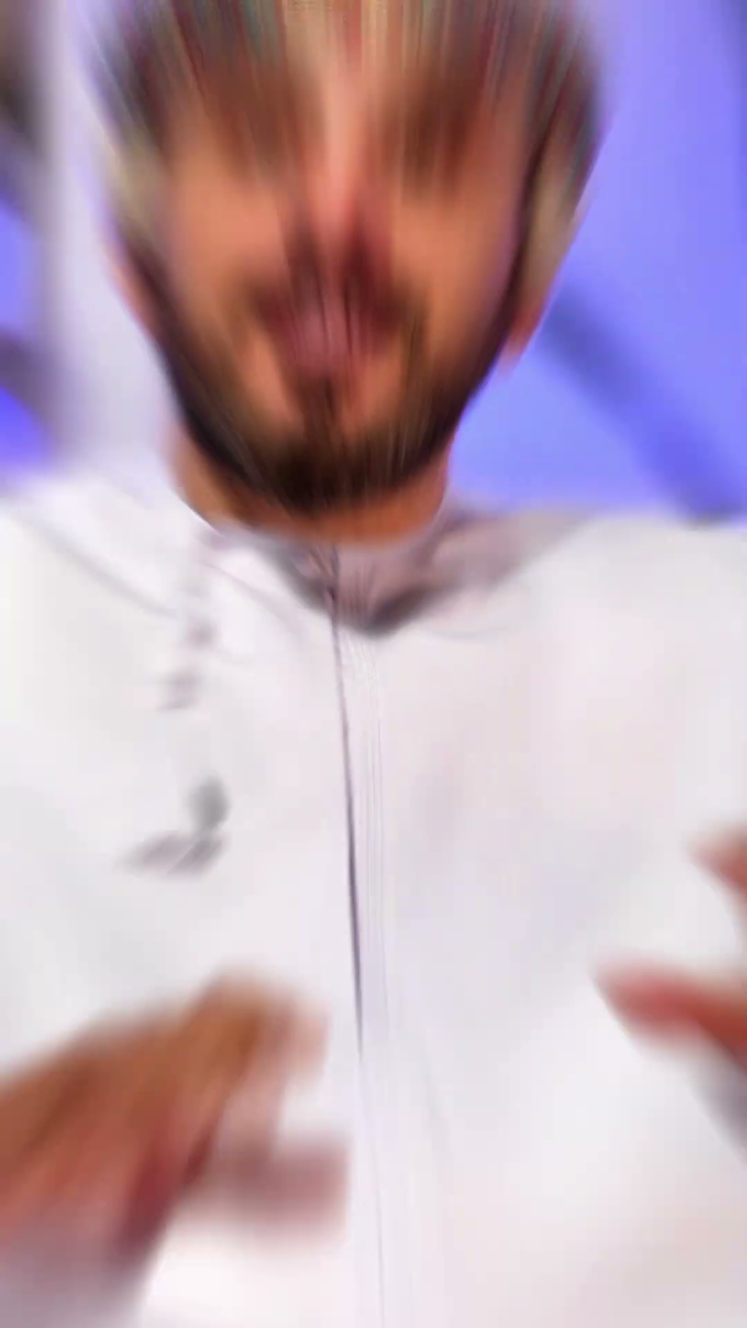 من سيرة ذاتية إلى موقع